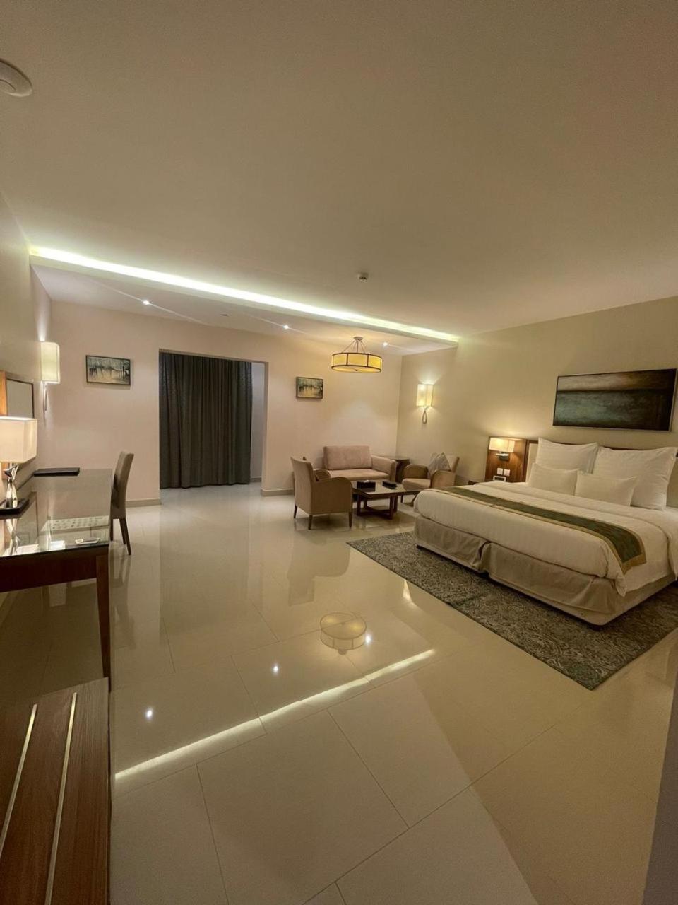 Best Western Plus Buraydah Exterior foto